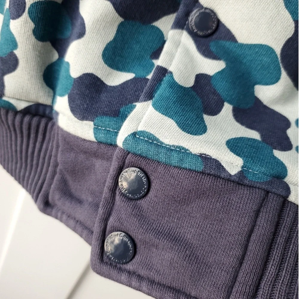 Wesc Men's Bomber Fleece Jacket Blue and Gray Camo Size Small